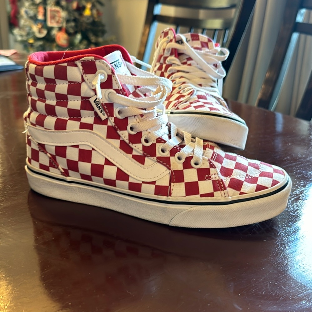 Vans Filmore high skate. Red checkerboard. Size 7.5.